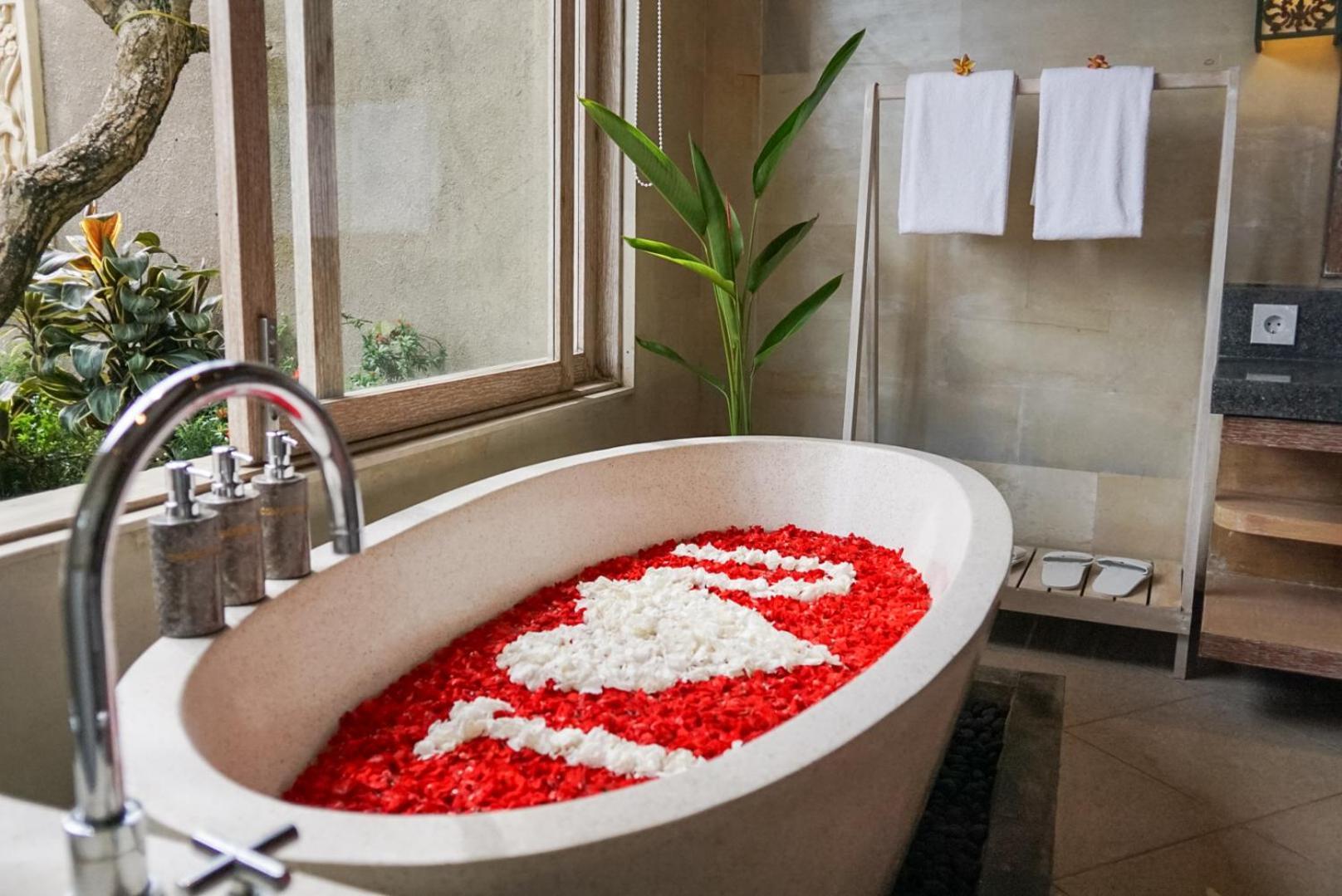 Happy Honeymoon Private Villa Ubud  Exterior photo